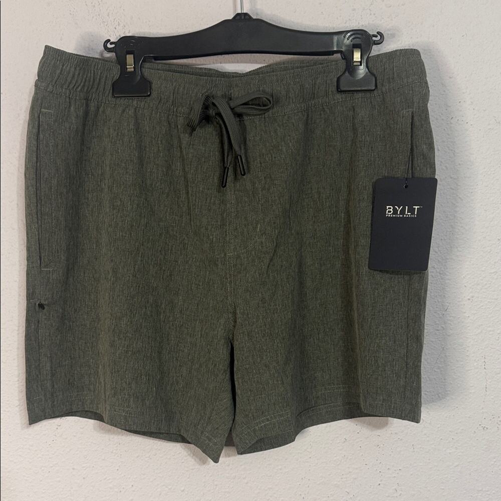 NWT BYLT Premium Basics Men Gray Running Shorts with Front Ties Size Large